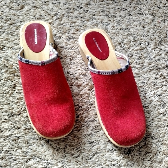 Burberry Authentic Red Suede Leather Wooden Clogs Mules Slip On sz 38/7,5 - Picture 1 of 9